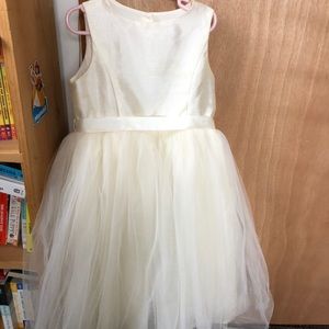 Girls flower girl dress